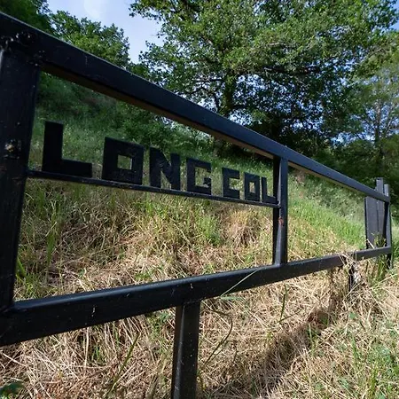 Chateau De Longcol Hotel