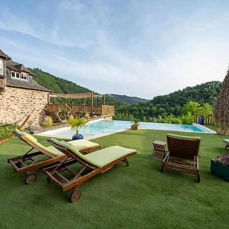 Hotel Chateau De Longcol