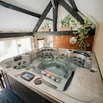 Hotel Chateau De Longcol 4*